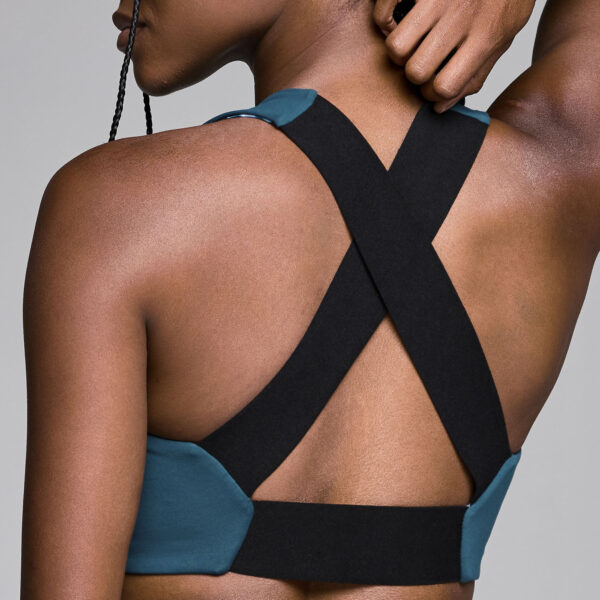 STRONG iD Scoop Neck Bra - Image 8